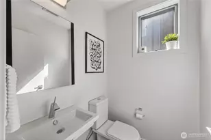 311 14th Ave E, Seattle, WA 98112 - Photo 23