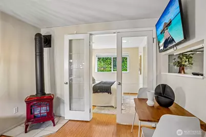 3624 Whitman Avenue N #1, Seattle, WA 98103 - Photo 13