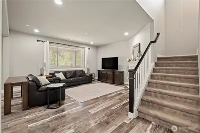 18720 139th Street E, Bonney Lake, WA 98391 - Photo 7