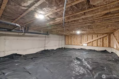 10338 Wallingford Avenue N #B, Seattle, WA 98133 - Photo 21