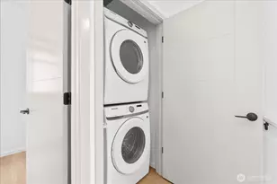 10338 Wallingford Ave N, Seattle, WA 98133 - Photo 19