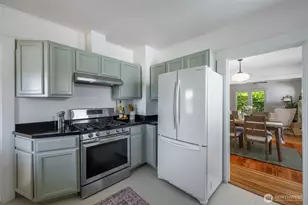 906 19th Ave, Seattle, WA 98122 - Photo 17