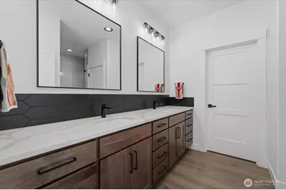 913 Racine Springs Drive, Wenatchee, WA 98801 - Photo 17