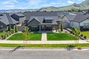 913 Racine Spgs Dr, Wenatchee, WA 98801 - Photo 3