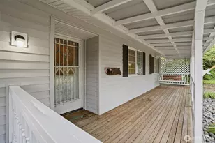2349 SE Sinclair View Dr, Port Orchard, WA 98366 - Photo 5