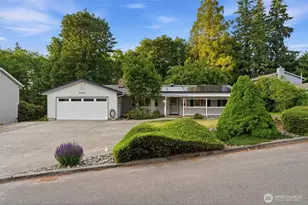 2349 SE Sinclair View Dr, Port Orchard, WA 98366 - Photo 1