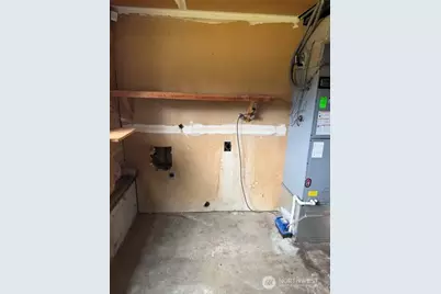 1306 Sherwood Court E, Tacoma, WA 98445 - Photo 19