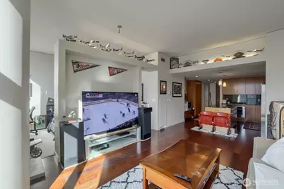 909 5th Avenue #1103, Seattle, WA 98164 - Photo 7
