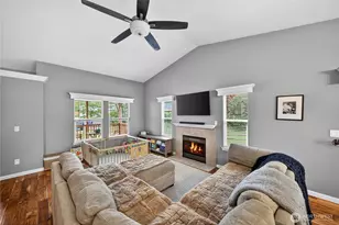 1298 NE Riksen Way, Oak Harbor, WA 98277 - Photo 3