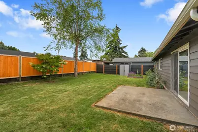24415 14th Avenue S, Des Moines, WA 98198 - Photo 3