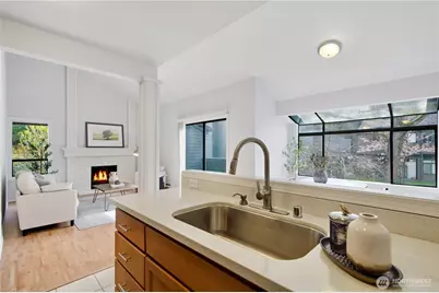 10013 NE 123rd Street #F-C, Kirkland, WA 98034 - Photo 11