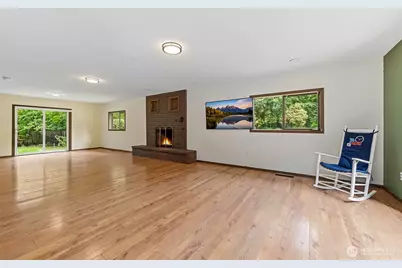 8221 308th Avenue SE, Issaquah, WA 98027 - Photo 15