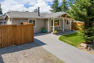 12117 179th Ave SE, Renton, WA 98059 - Photo 5