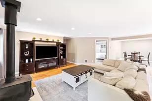12117 179th Ave SE, Renton, WA 98059 - Photo 9