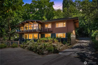 4000 SW Myrtle Street, Seattle, WA 98136 - Photo 1