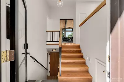 4000 SW Myrtle Street, Seattle, WA 98136 - Photo 3