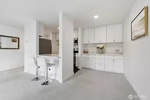 6201 Lake Washington Blvd NE, Kirkland, WA 98033 - Photo 11