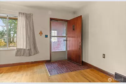 15202 Washington Avenue SW, Lakewood, WA 98498 - Photo 11