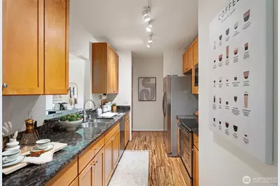 2760 76th Avenue SE #407, Mercer Island, WA 98040 - Photo 13