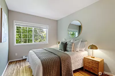 2760 76th Avenue SE #407, Mercer Island, WA 98040 - Photo 19