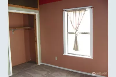 805 S Donovan Street, Seattle, WA 98108 - Photo 9