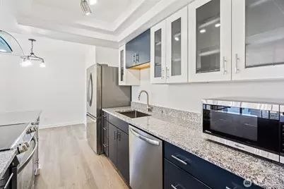 2201 3rd Avenue #1106, Seattle, WA 98121 - Photo 9