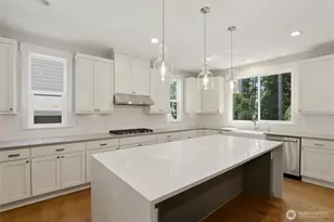 9307 NE 173rd St, Bothell, WA 98011 - Photo 9
