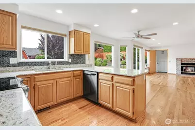 7403 78th Street NE, Marysville, WA 98270 - Photo 13