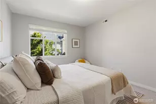 1392 Huckleberry Cir, Issaquah, WA 98029 - Photo 15