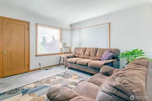1121 Dill Way W, Bremerton, WA 98312 - Photo 7