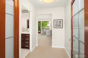 14740 SE 56th St, Bellevue, WA 98006 - Photo 17