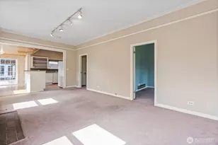 7841 12th Ave NE, Seattle, WA 98115 - Photo 3