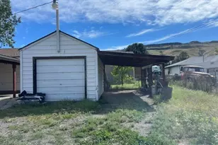 530 16th St, Bridgeport, WA 98813 - Photo 33