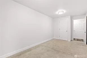 8823 S Yakima Ave, Tacoma, WA 98444 - Photo 15