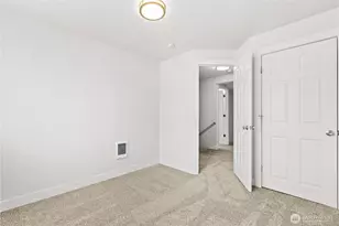 8823 S Yakima Ave, Tacoma, WA 98444 - Photo 29