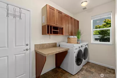 13758 174th Avenue SE, Renton, WA 98059 - Photo 31
