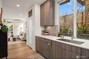 6710 36th Ave SW, Seattle, WA 98126 - Photo 11