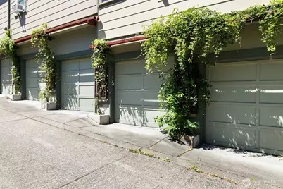 6318 5th Avenue NE, Seattle, WA 98115 - Photo 19
