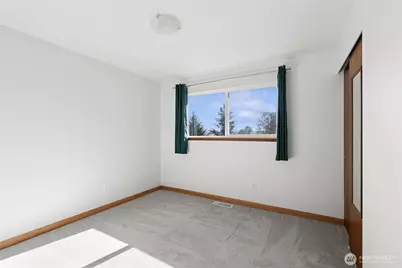 16226 NE 57th Street, Redmond, WA 98065 - Photo 19