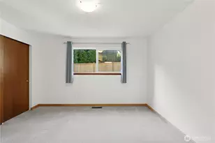 16226 NE 57th St, Redmond, WA 98065 - Photo 21