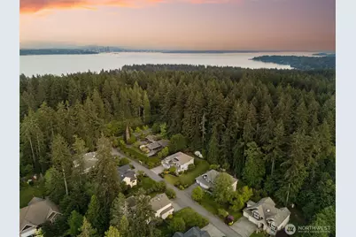 9545 NE Idel Weis Court, Bainbridge Island, WA 98110 - Photo 3
