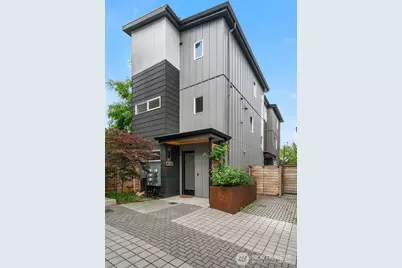 7154 44th Avenue S, Seattle, WA 98118 - Photo 1