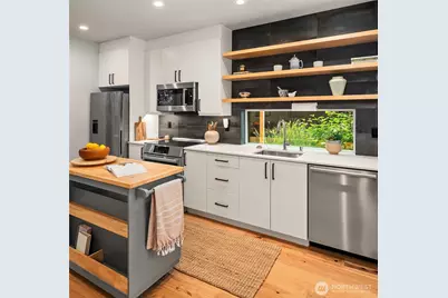 7154 44th Avenue S, Seattle, WA 98118 - Photo 11