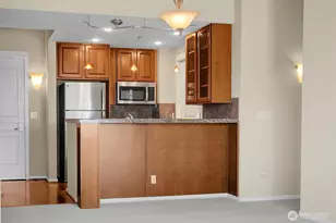 2801 1st Ave, Seattle, WA 98121 - Photo 9