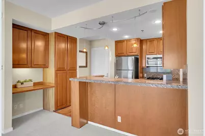 2801 1st Avenue #618, Seattle, WA 98121 - Photo 7