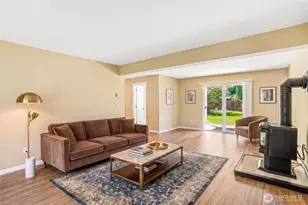 26555 220th Pl SE, Maple Valley, WA 98038 - Photo 21