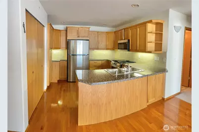 4634 Boardwalk Drive #B, Bellingham, WA 98226 - Photo 3