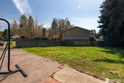 1427 33rd Avenue Ct SW, Puyallup, WA 98373 - Photo 3