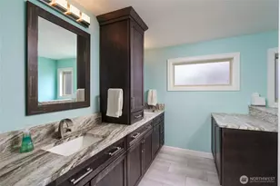 4211 Glasgow Way, Anacortes, WA 98221 - Photo 17