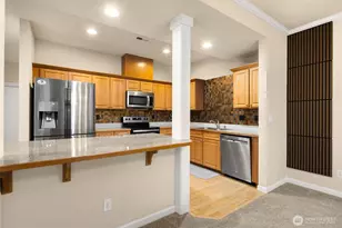 10700 SE 260th St, Kent, WA 98030 - Photo 11